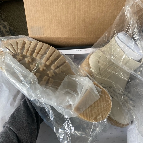 Dolce Vita Caster bootie - Picture 10 of 10